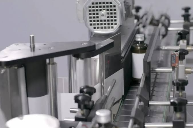 How Bottle Labeling Machine Systems Are Quietly Transforming Modern Packaging Industries